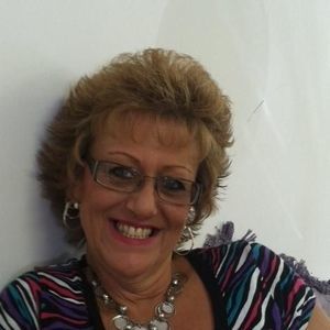 Meet your Posher, Sandi